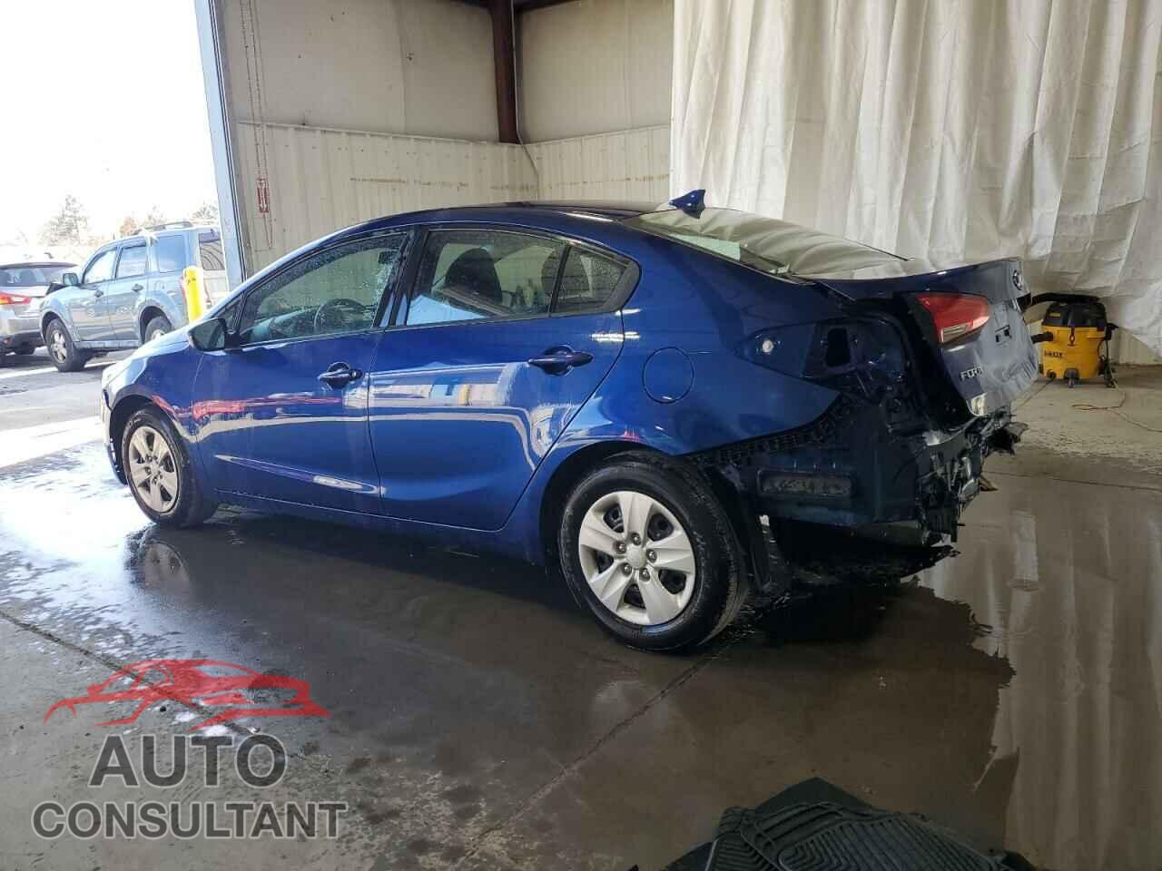 KIA FORTE 2018 - 3KPFK4A77JE254272