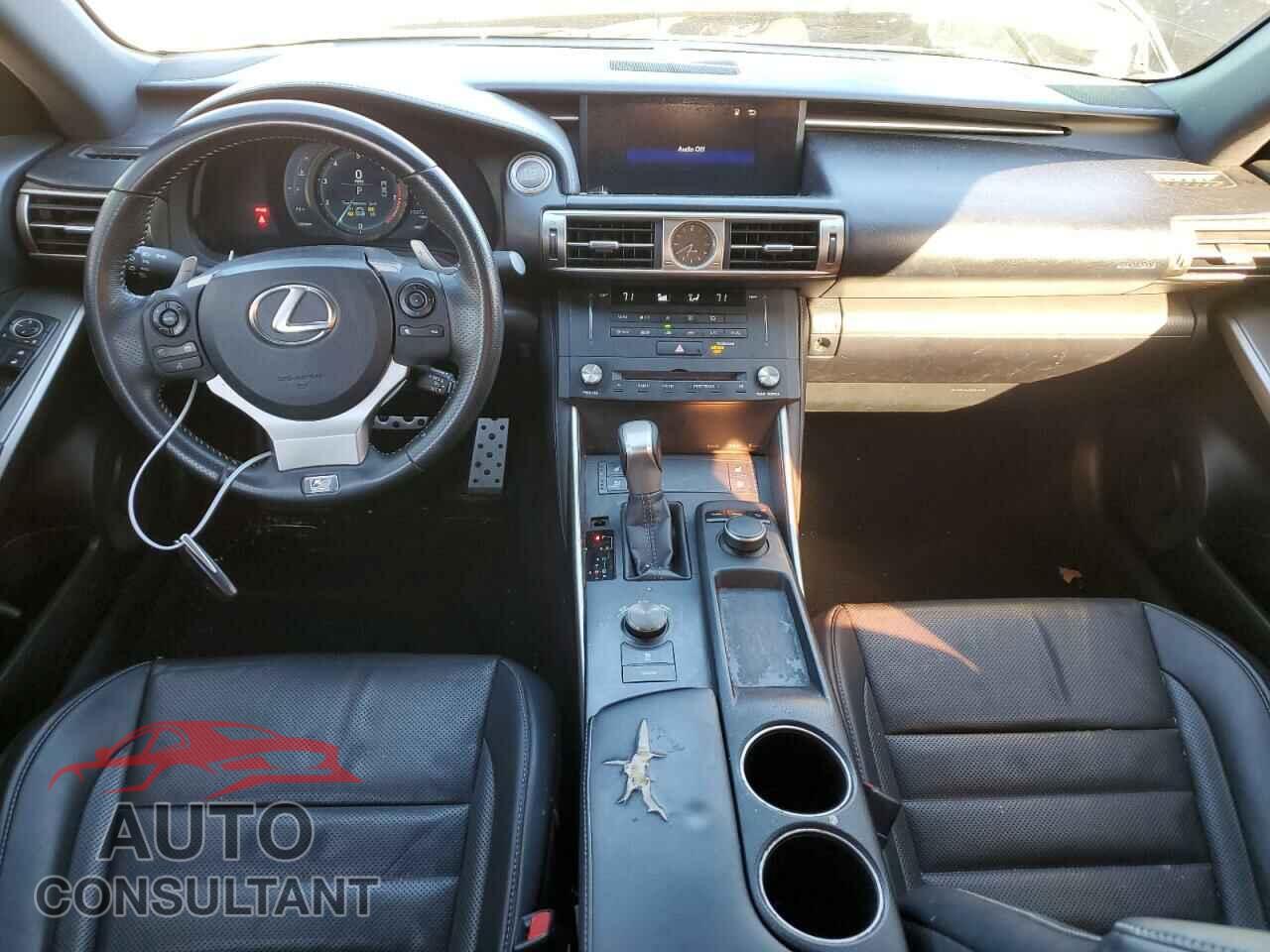 LEXUS IS 2015 - JTHBF1D27F5079301