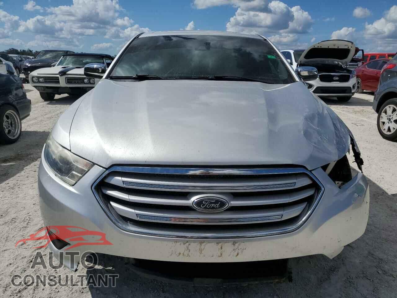 FORD TAURUS 2017 - 1FAHP2F85HG127925