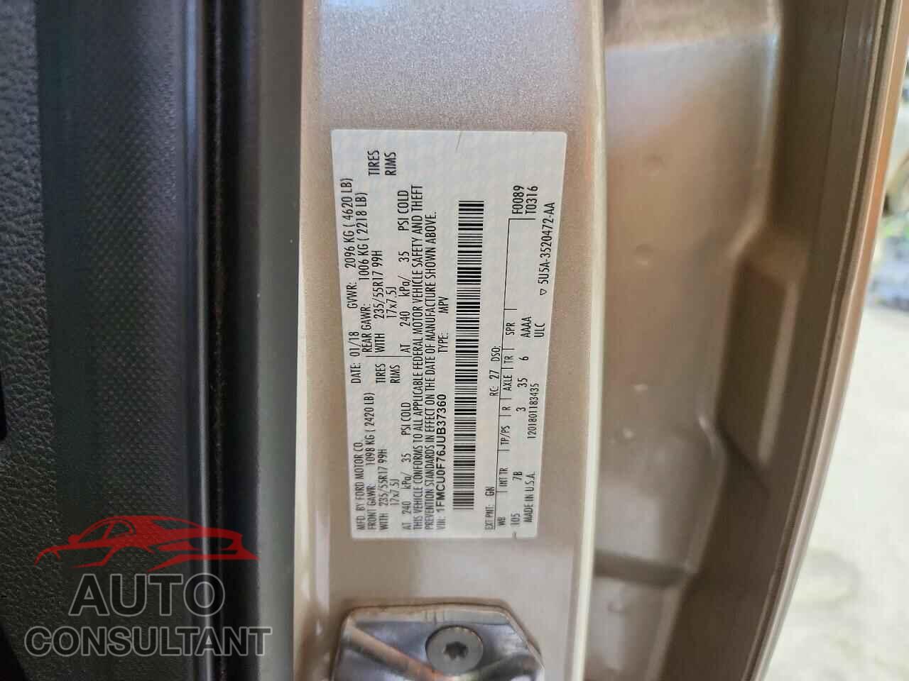 FORD ESCAPE 2018 - 1FMCU0F76JUB37360