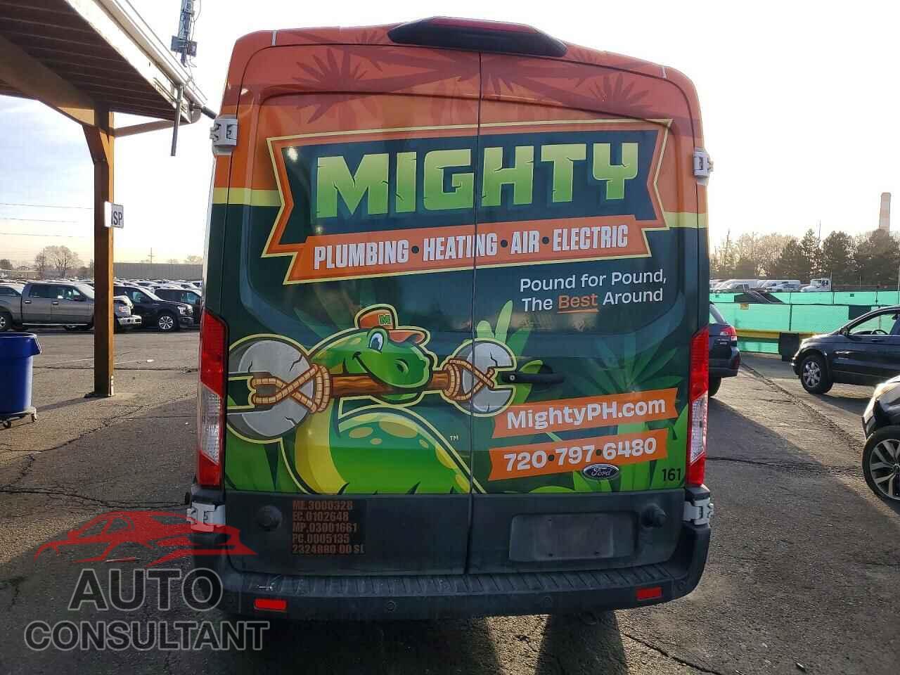 FORD TRANSIT 2023 - 1FTBR1CG3PKA85203
