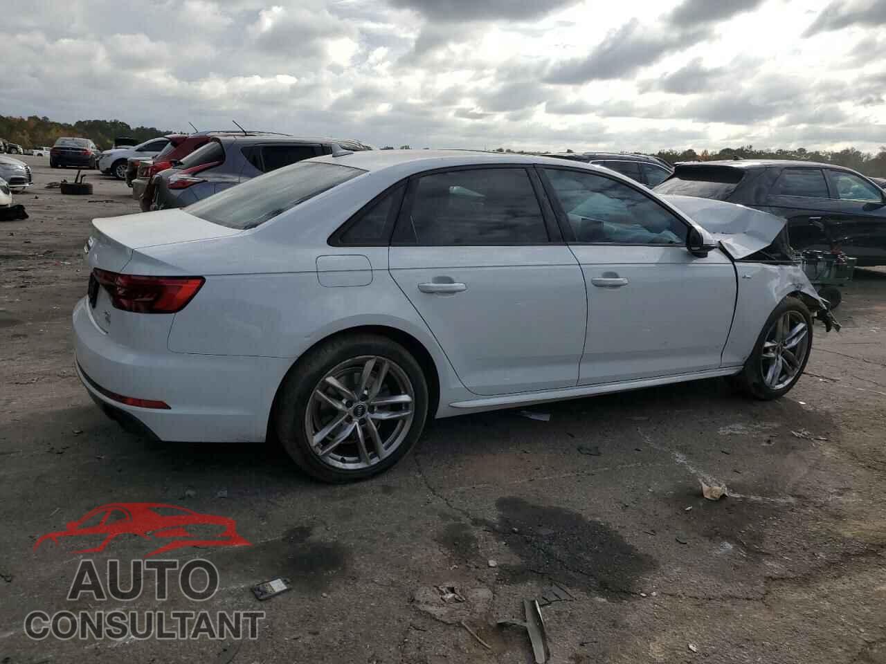 AUDI A4 2017 - WAUKMAF47HN058017