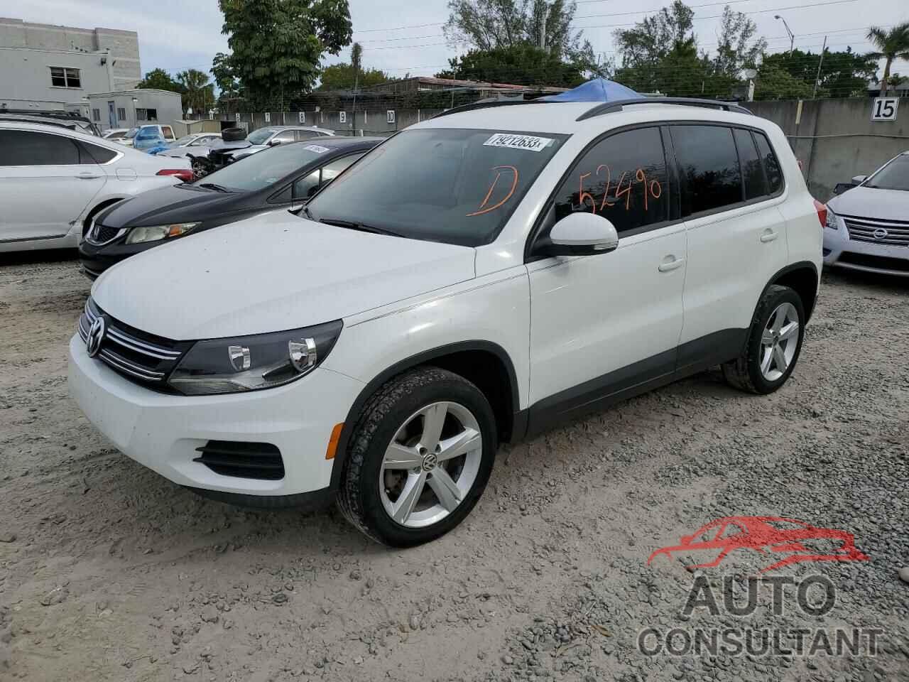 VOLKSWAGEN TIGUAN 2017 - WVGBV7AX0HK049757