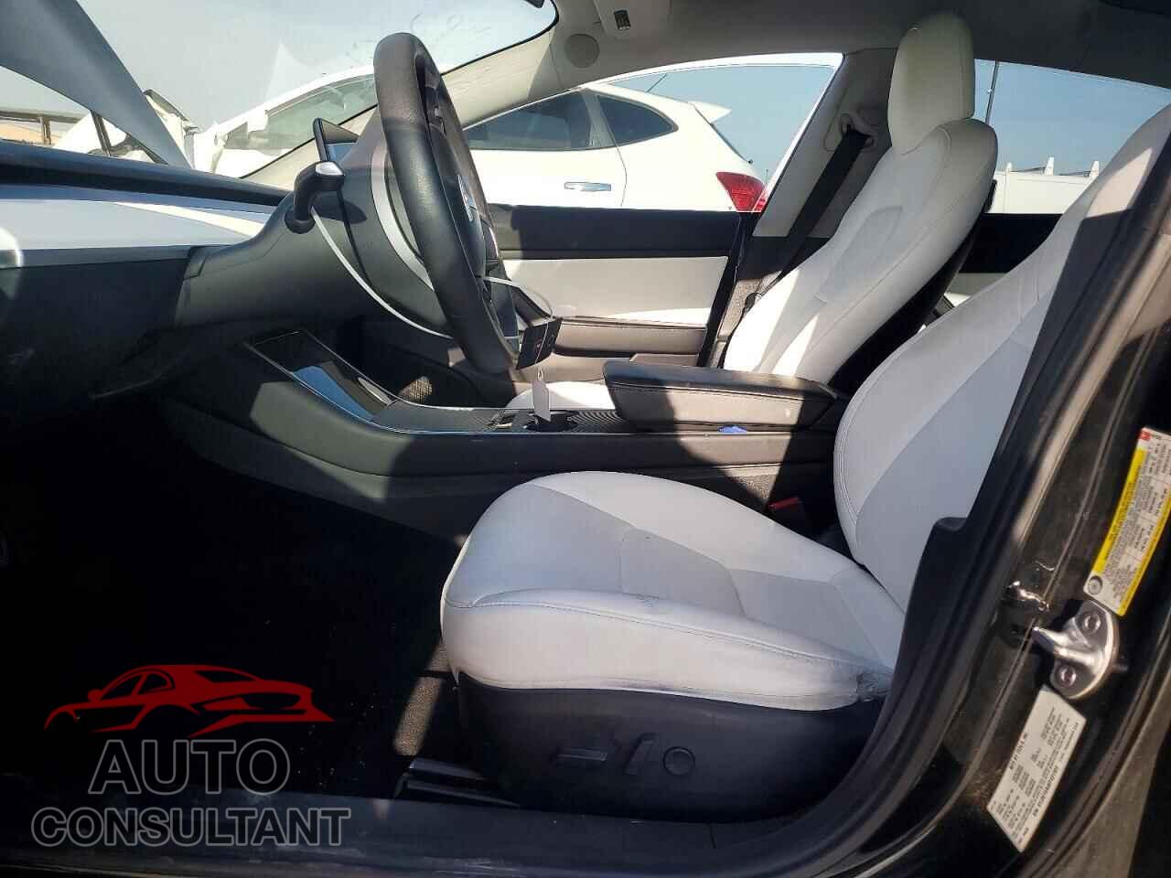 TESLA MODEL 3 2019 - 5YJ3E1EA4KF431323