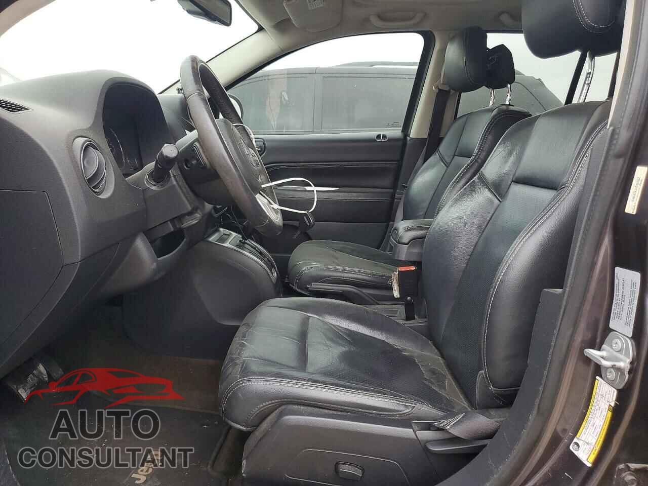 JEEP COMPASS 2017 - 1C4NJCEA9HD130398