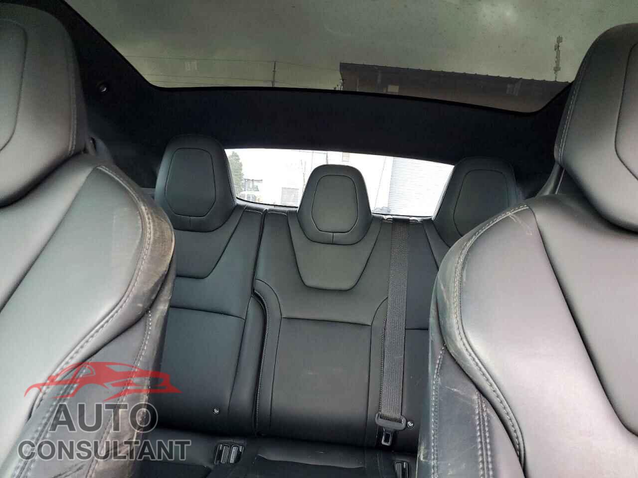 TESLA MODEL S 2019 - 5YJSA1E22KF332497