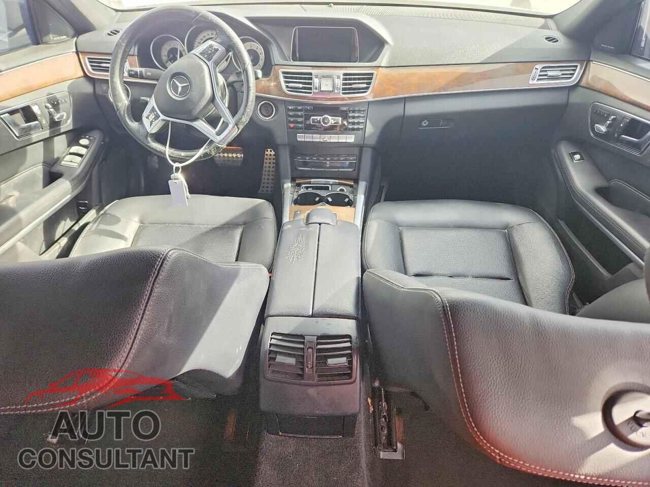 MERCEDES-BENZ E 2015 - WDDHF5KB8FB123531
