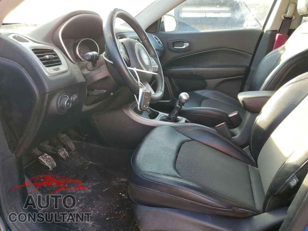 JEEP COMPASS 2017 - 3C4NJDBB1HT664556