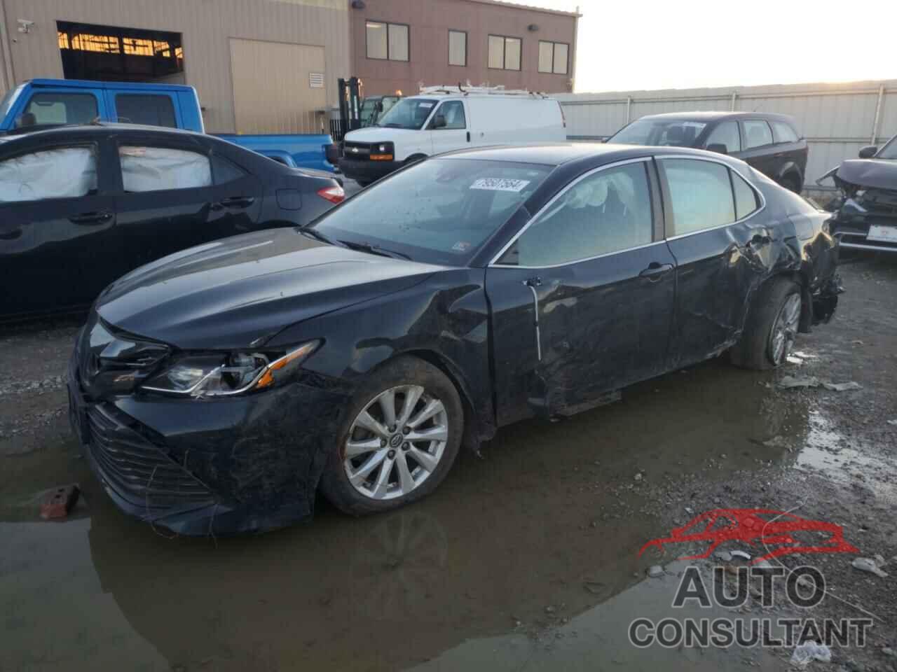 TOYOTA CAMRY 2019 - 4T1B11HK3KU234724