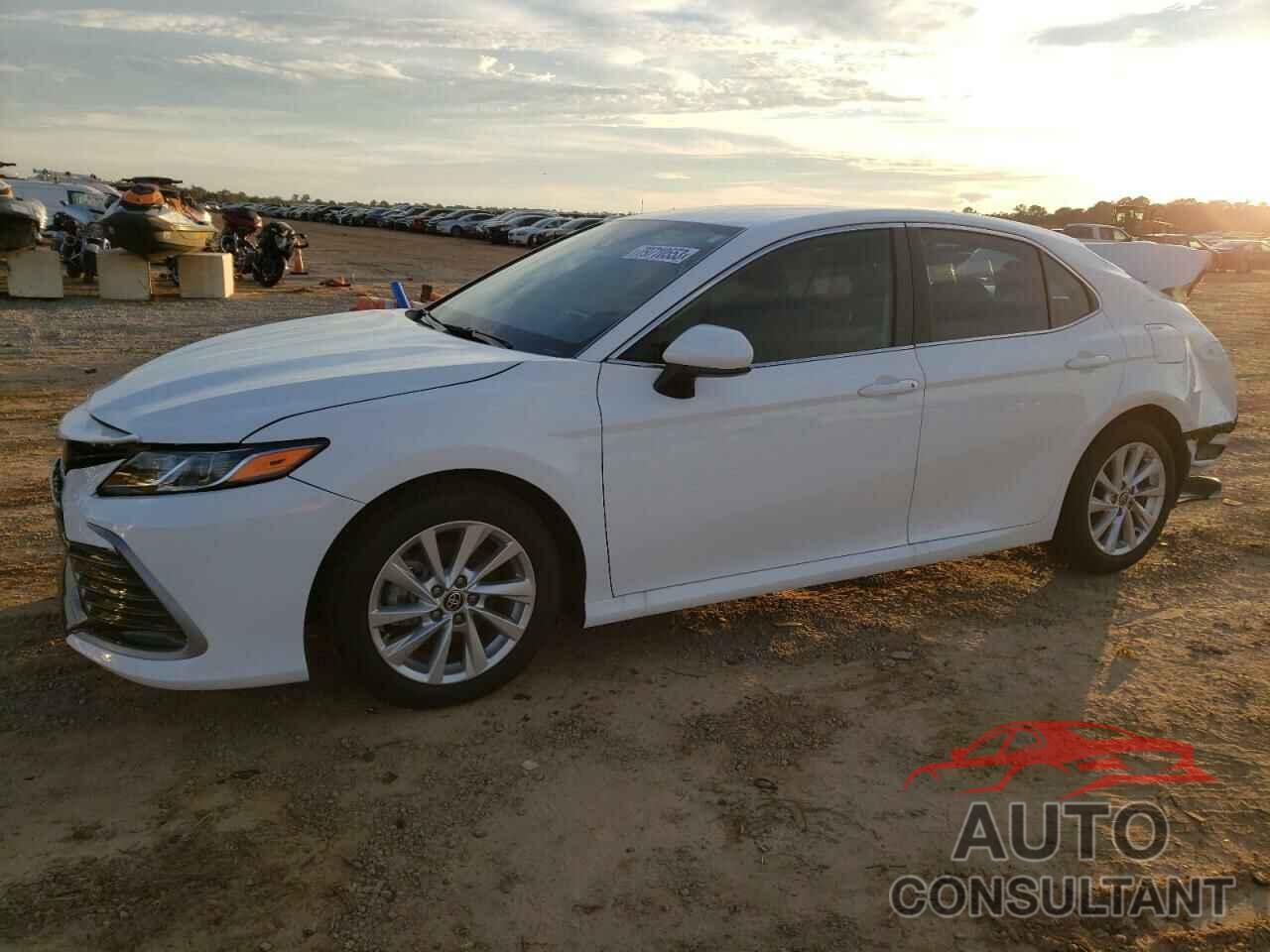 TOYOTA CAMRY 2023 - 4T1C11AK7PU120389