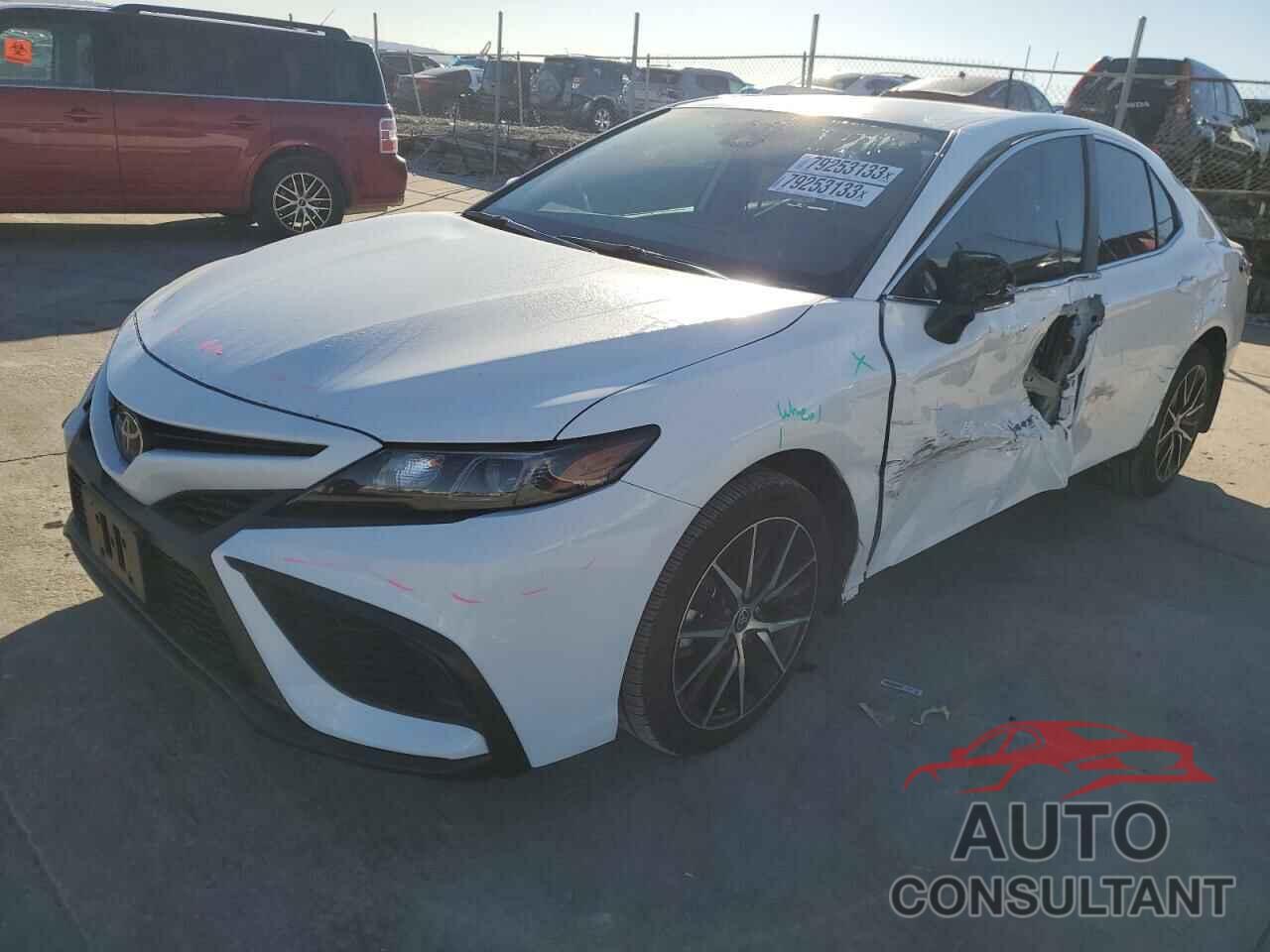 TOYOTA CAMRY 2023 - 4T1G11AK2PU772046