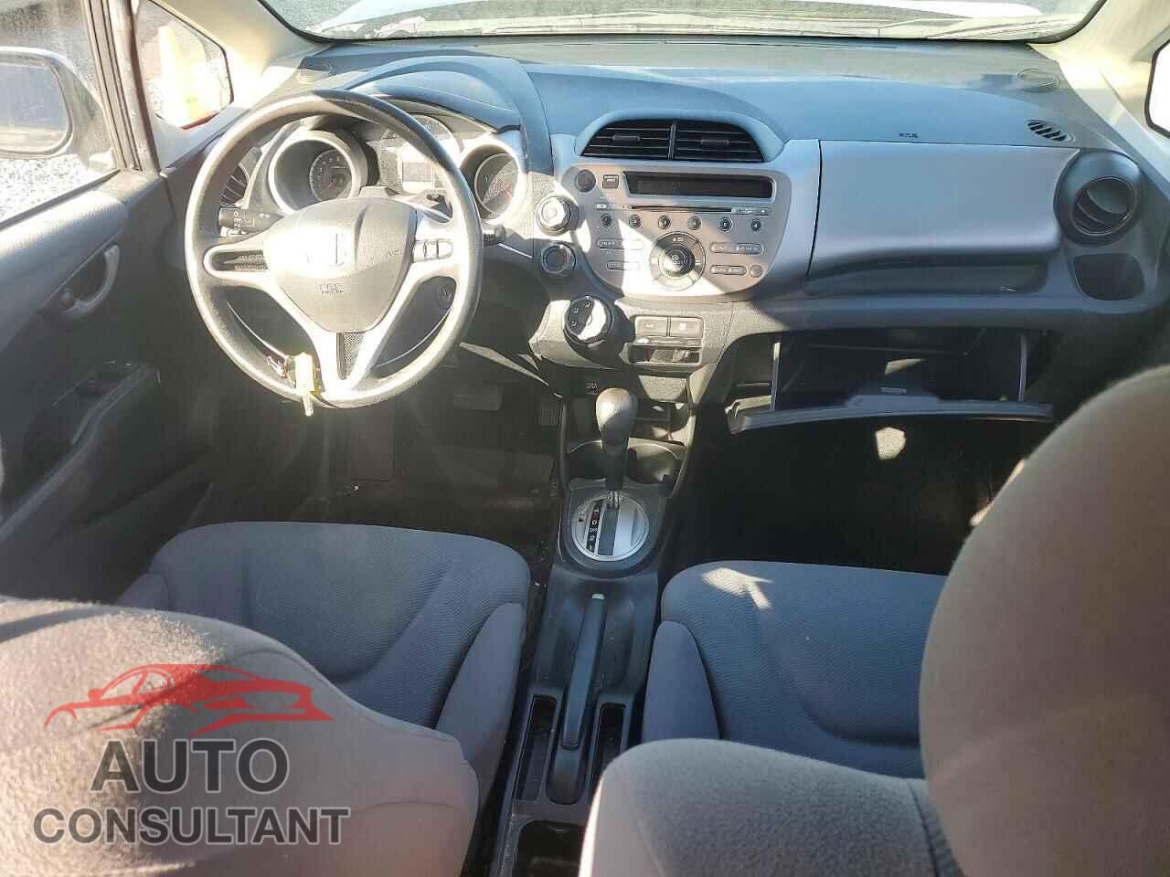 HONDA FIT 2013 - JHMGE8H38DC075836
