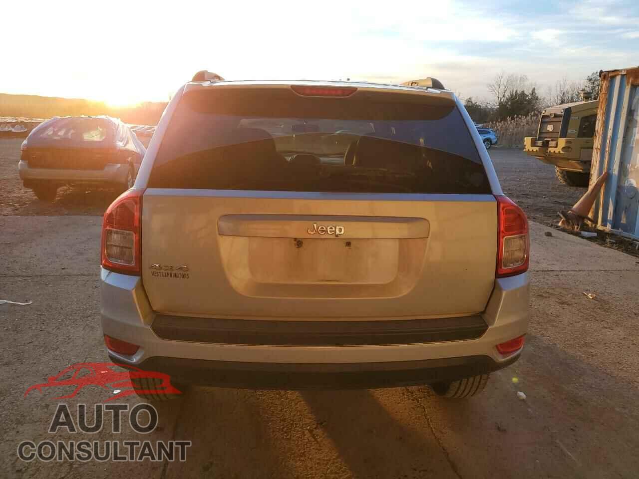 JEEP COMPASS 2011 - 1J4NF1FB9BD234811