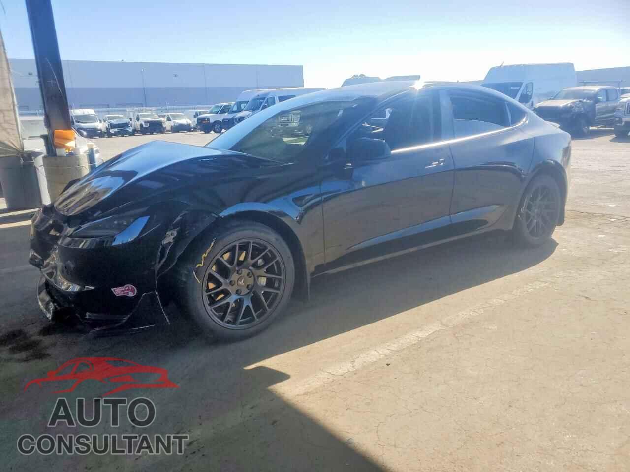 TESLA MODEL 3 2024 - 5YJ3E1EA5RF747730