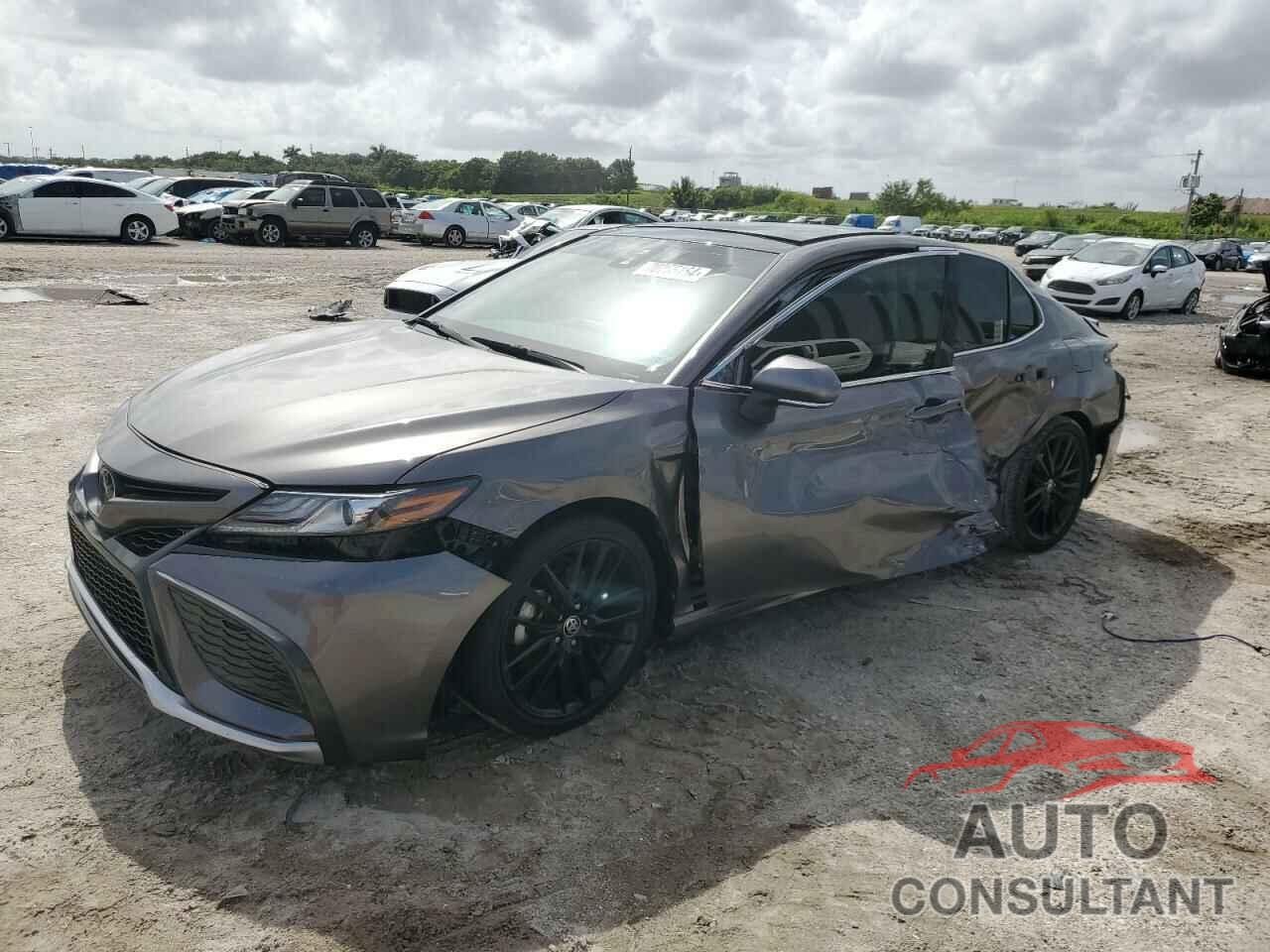 TOYOTA CAMRY 2021 - 4T1K61AK1MU551433