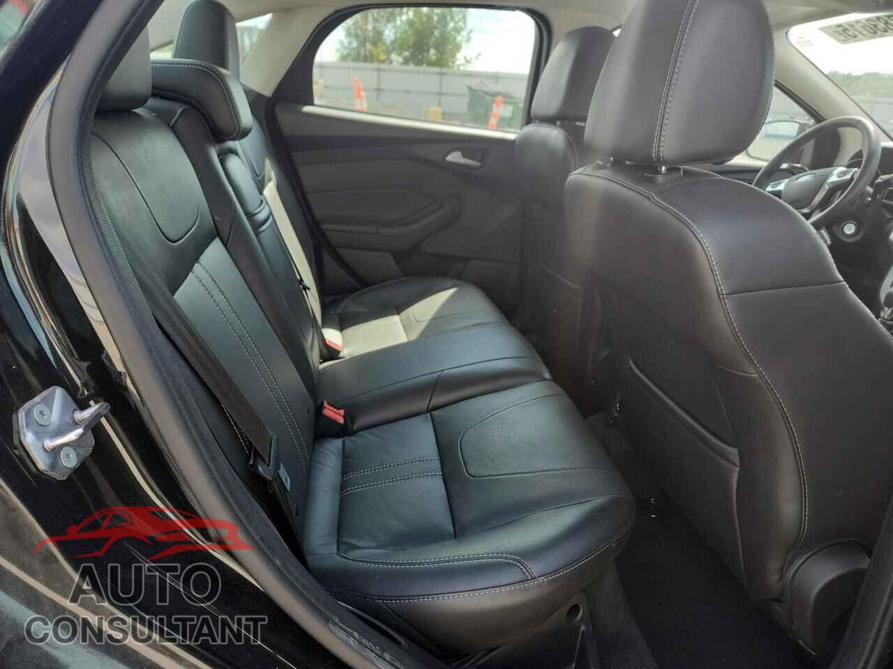 FORD FOCUS 2013 - 1FADP3F22DL113370