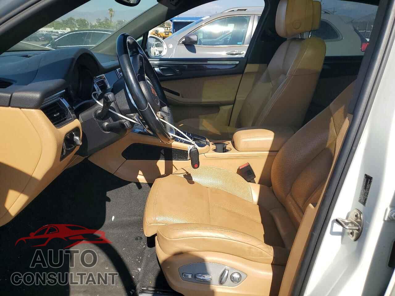 PORSCHE MACAN 2017 - WP1AB2A58HLB11392