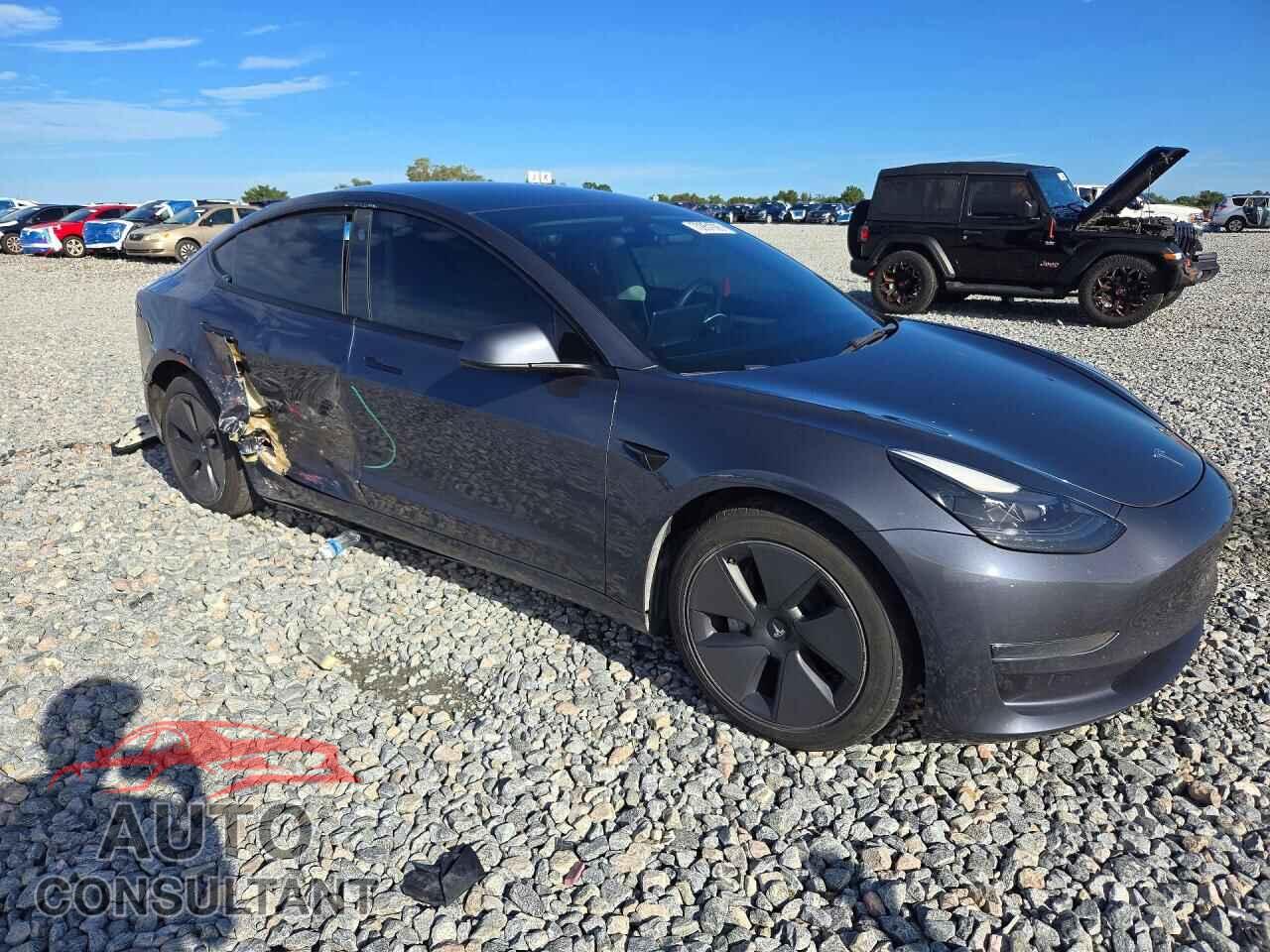 TESLA MODEL 3 2023 - 5YJ3E1EA9PF428845