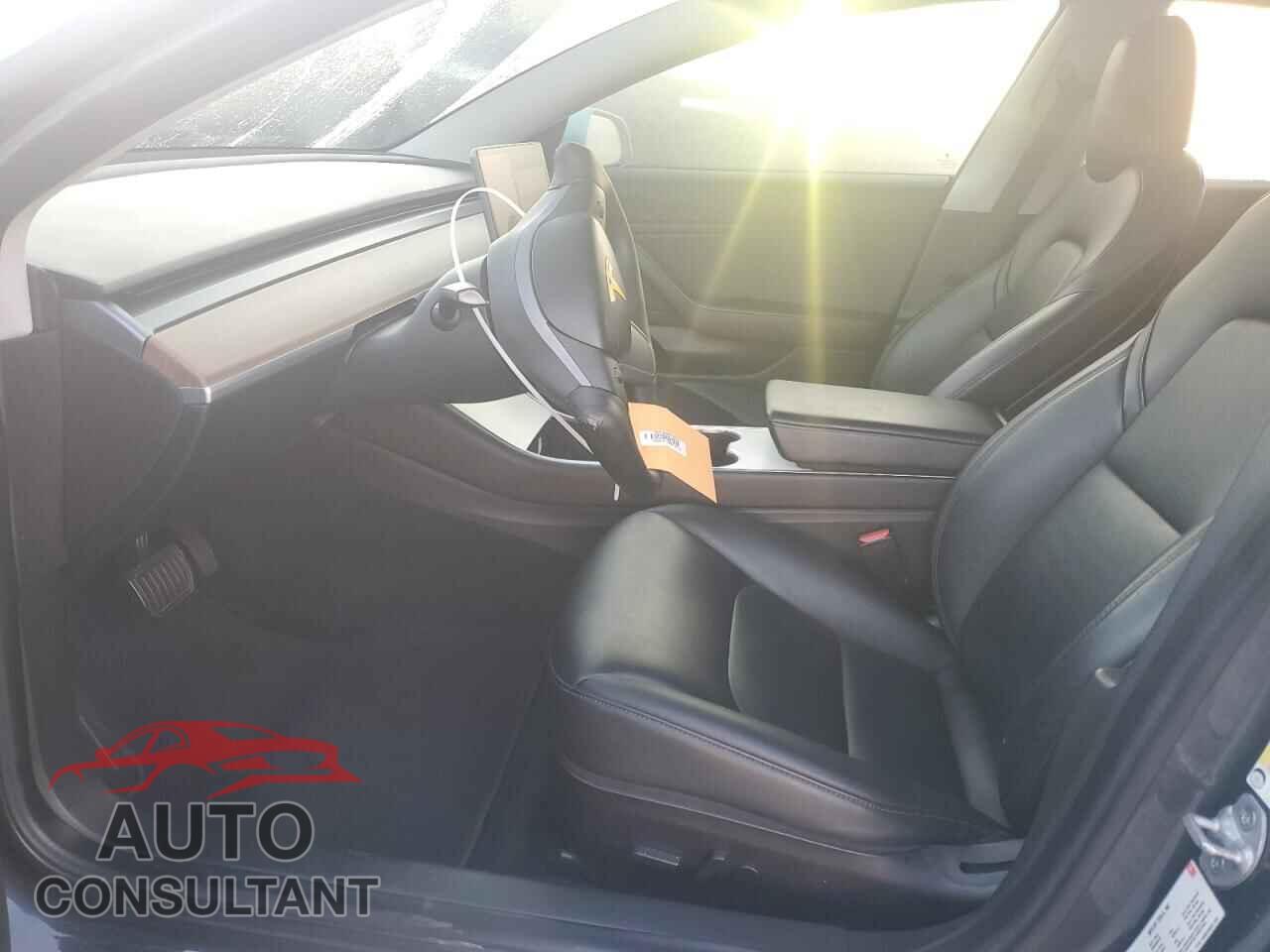 TESLA MODEL 3 2018 - 5YJ3E1EA6JF123701