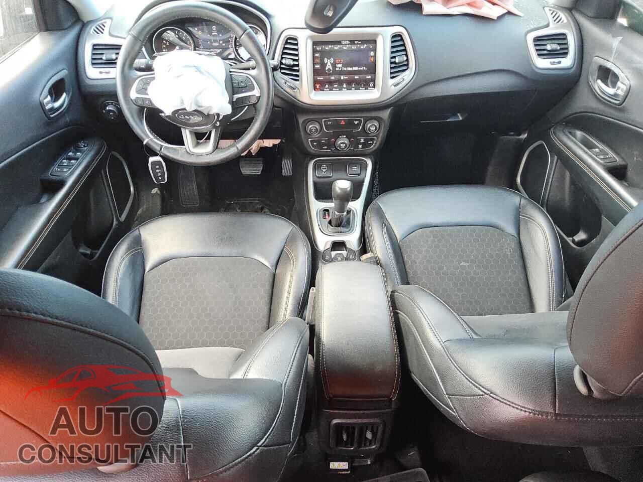 JEEP COMPASS 2017 - 3C4NJCBB9HT632965