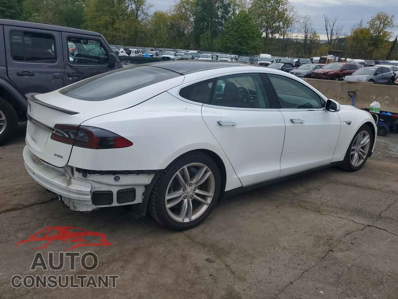 TESLA MODEL S 2013 - 5YJSA1DP0DFP17508