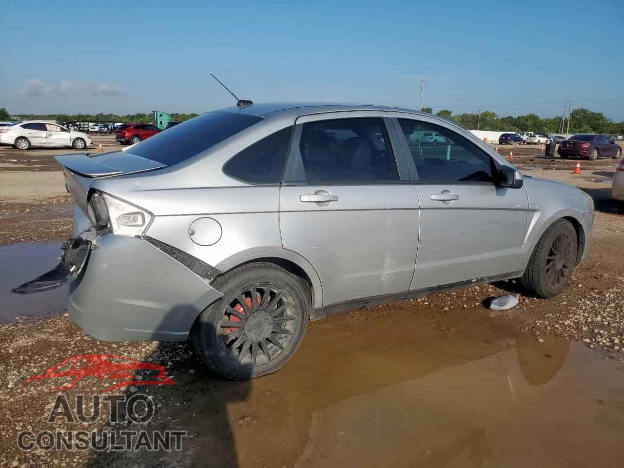 FORD FOCUS 2011 - 1FAHP3GN6BW107786