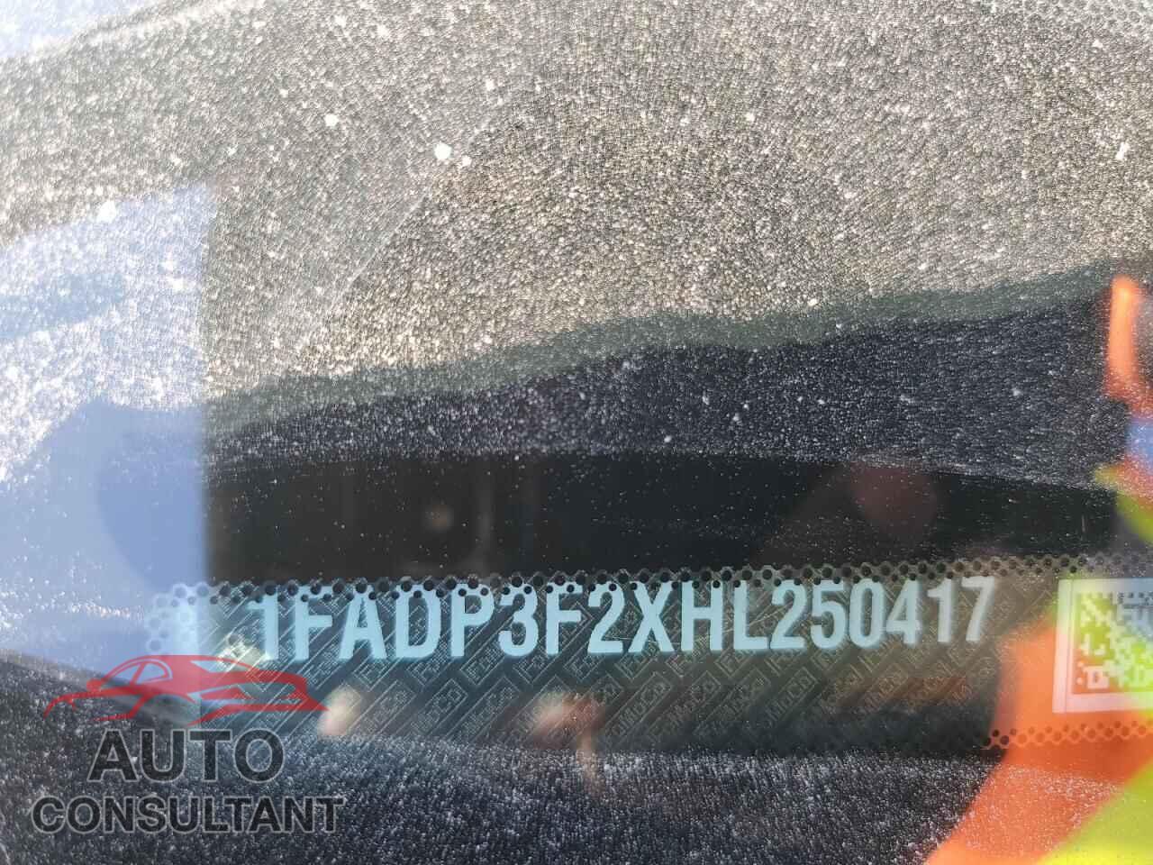 FORD FOCUS 2017 - 1FADP3F2XHL250417