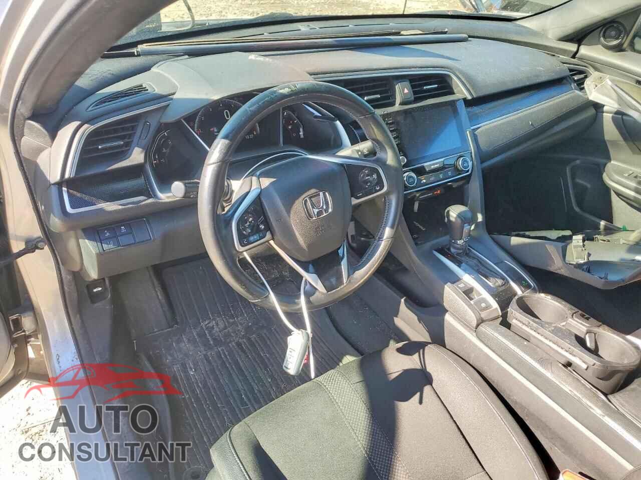 HONDA CIVIC 2019 - 2HGFC2F84KH556029