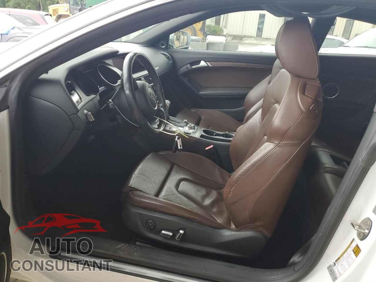AUDI A5 2013 - WAULFAFR6DA022007