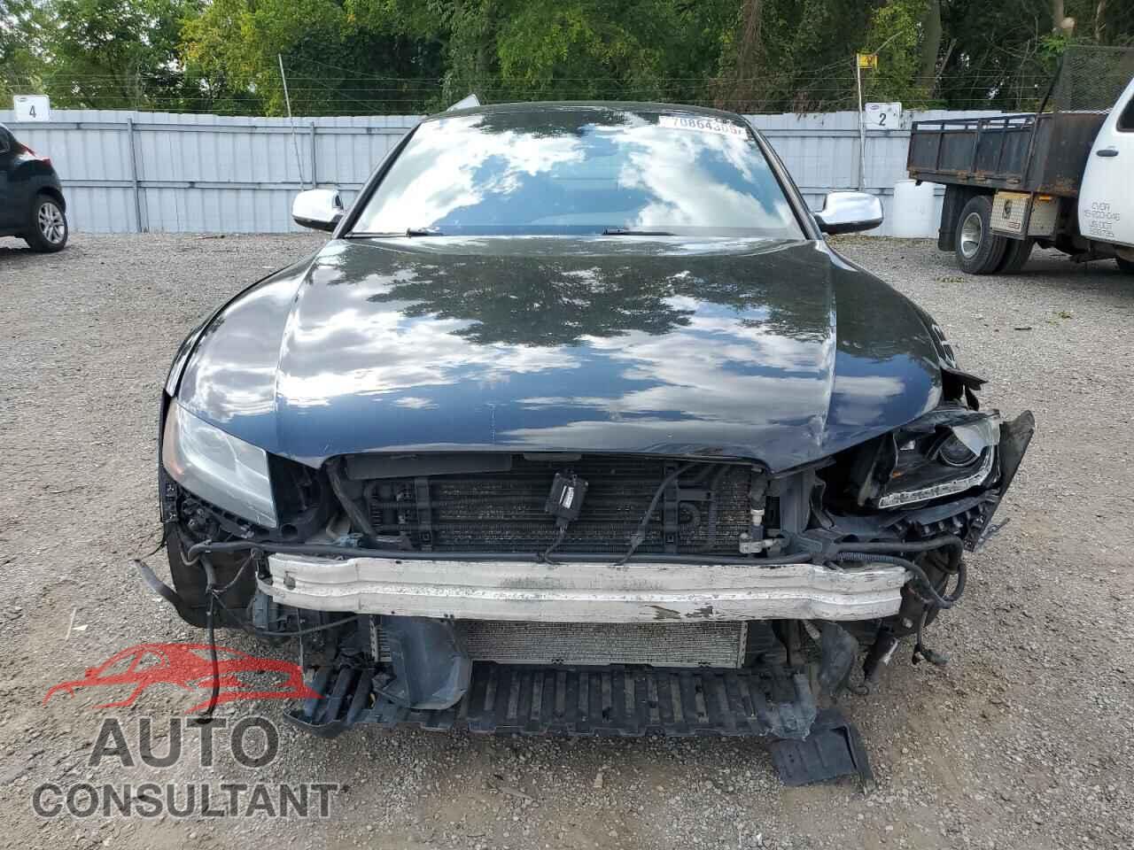 AUDI S5/RS5 2012 - WAULVBFR0CA044544