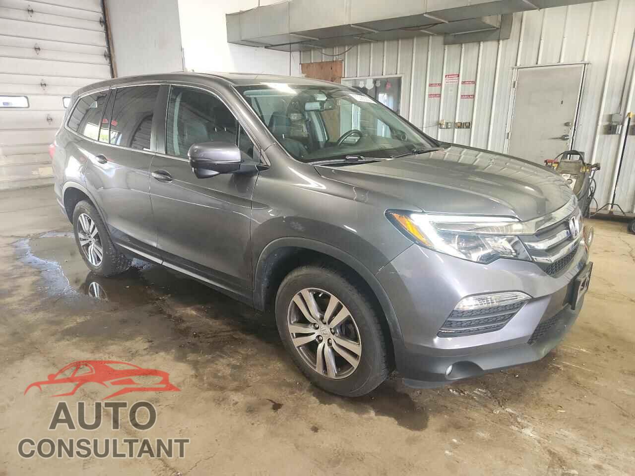 HONDA PILOT 2017 - 5FNYF6H50HB063018