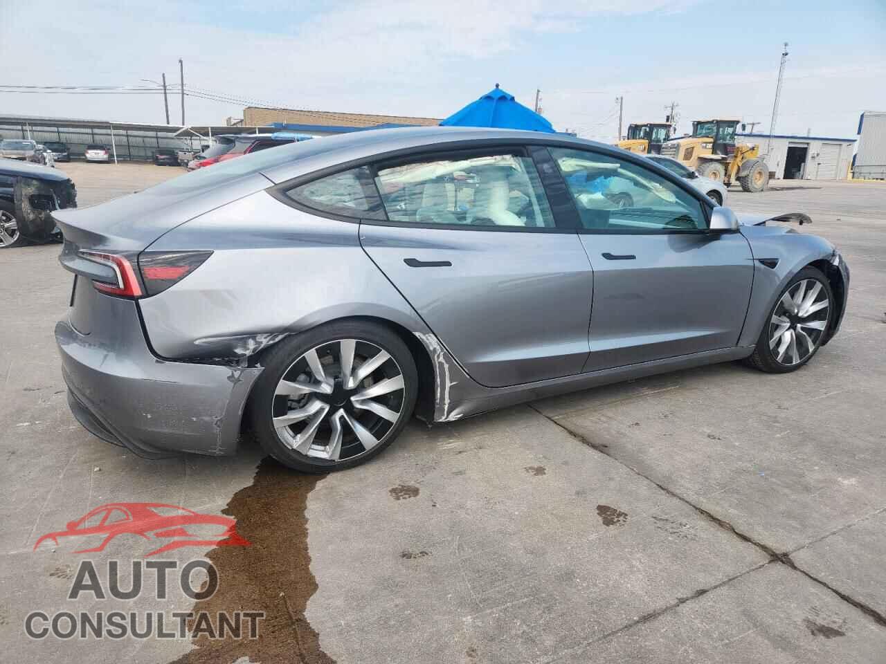 TESLA MODEL 3 2025 - 5YJ3E1EA1SF999853