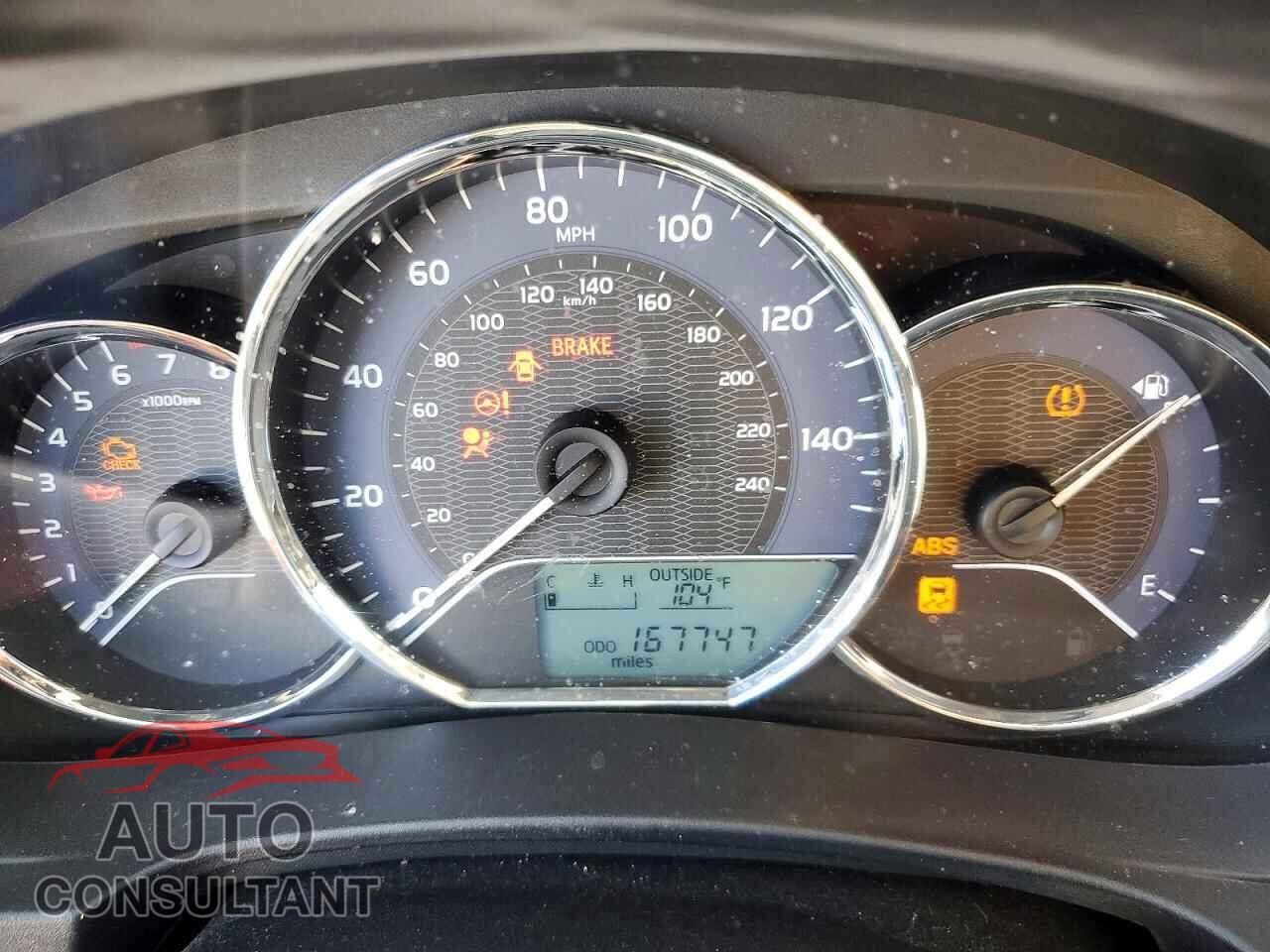 TOYOTA COROLLA 2015 - 5YFBURHE8FP215237