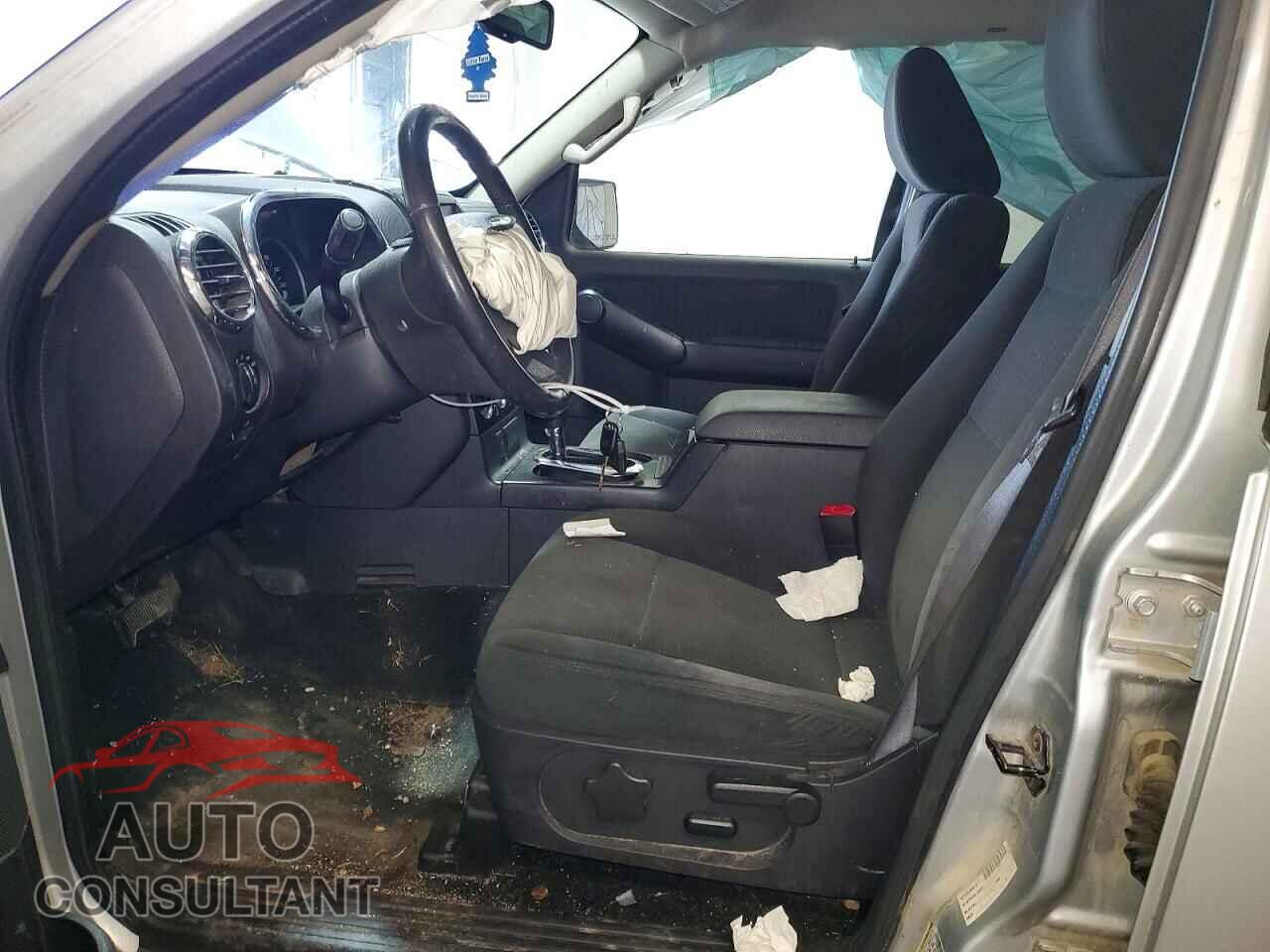 FORD EXPLORER 2009 - 1FMEU73E89UA27720