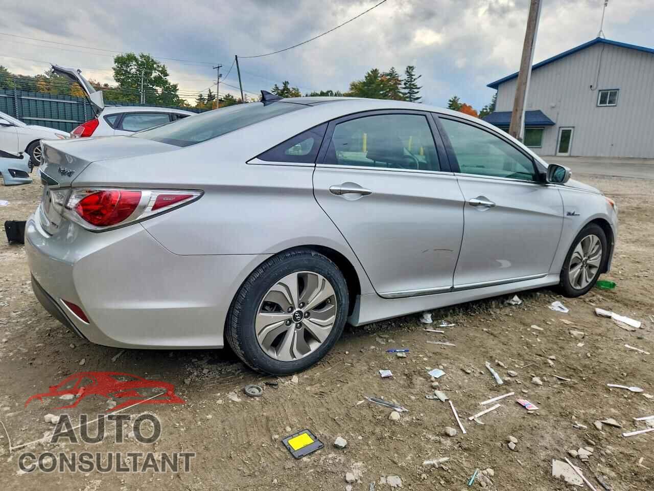 HYUNDAI SONATA 2014 - KMHEC4A48EA105520