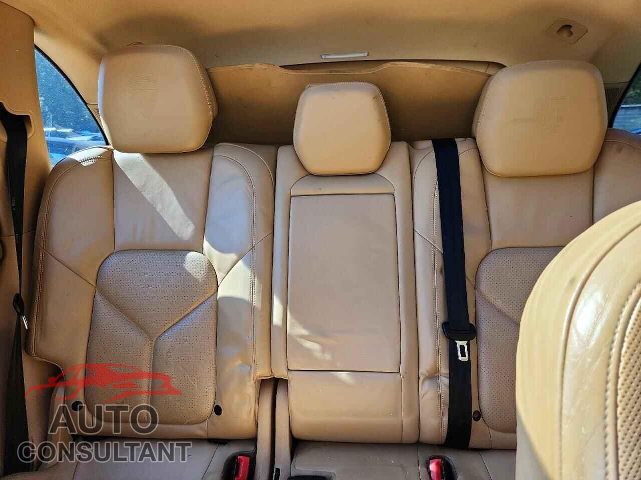 PORSCHE CAYENNE 2012 - WP1AE2A21CLA90729