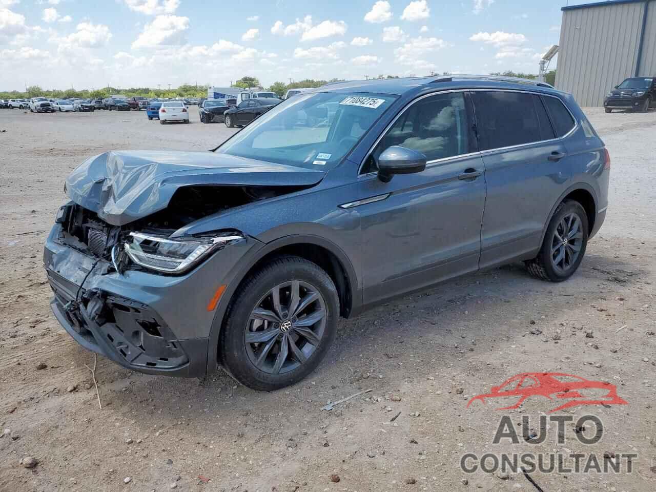 VOLKSWAGEN TIGUAN 2022 - 3VV3B7AX1NM118480