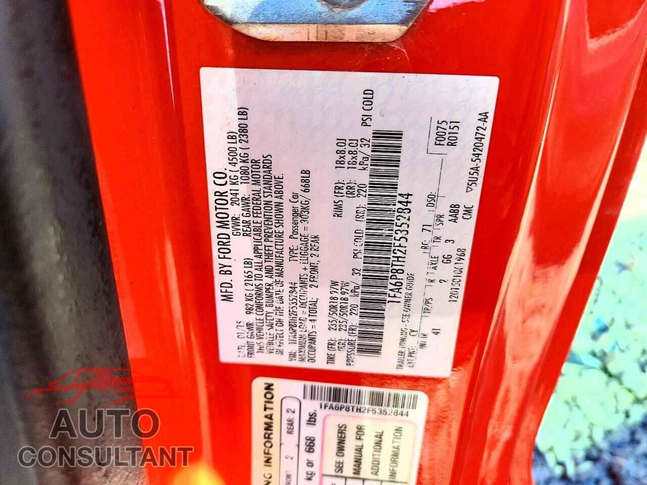 FORD MUSTANG 2015 - 1FA6P8TH2F5352844