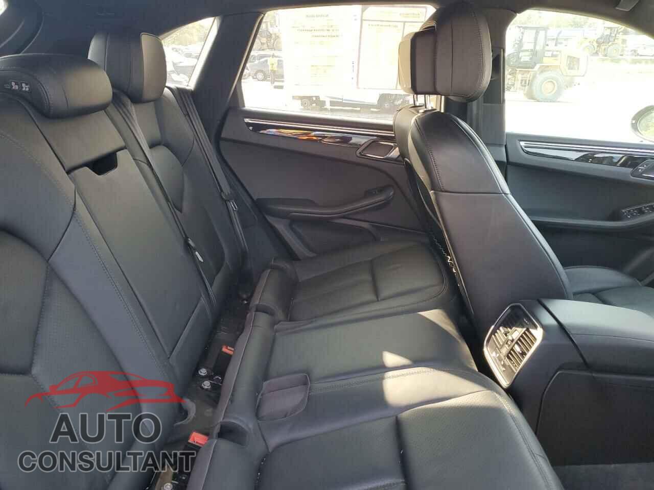 PORSCHE MACAN 2017 - WP1AB2A58HLB21047