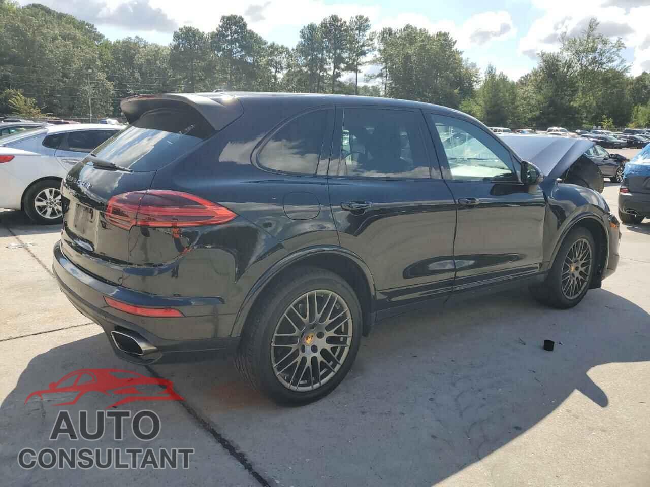 PORSCHE CAYENNE 2018 - WP1AA2A29JKA05716
