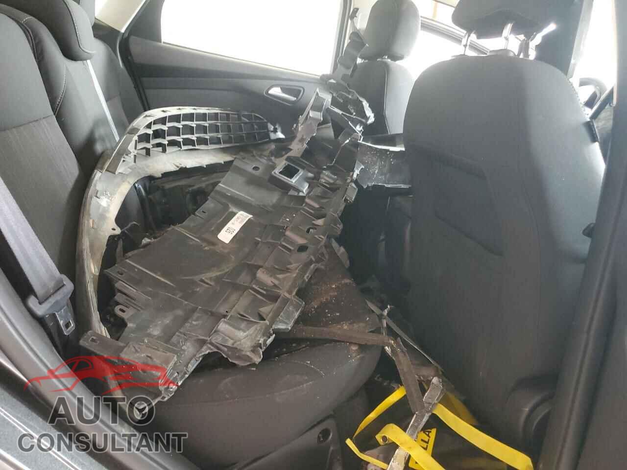 FORD FOCUS 2017 - 1FADP3F20HL336318