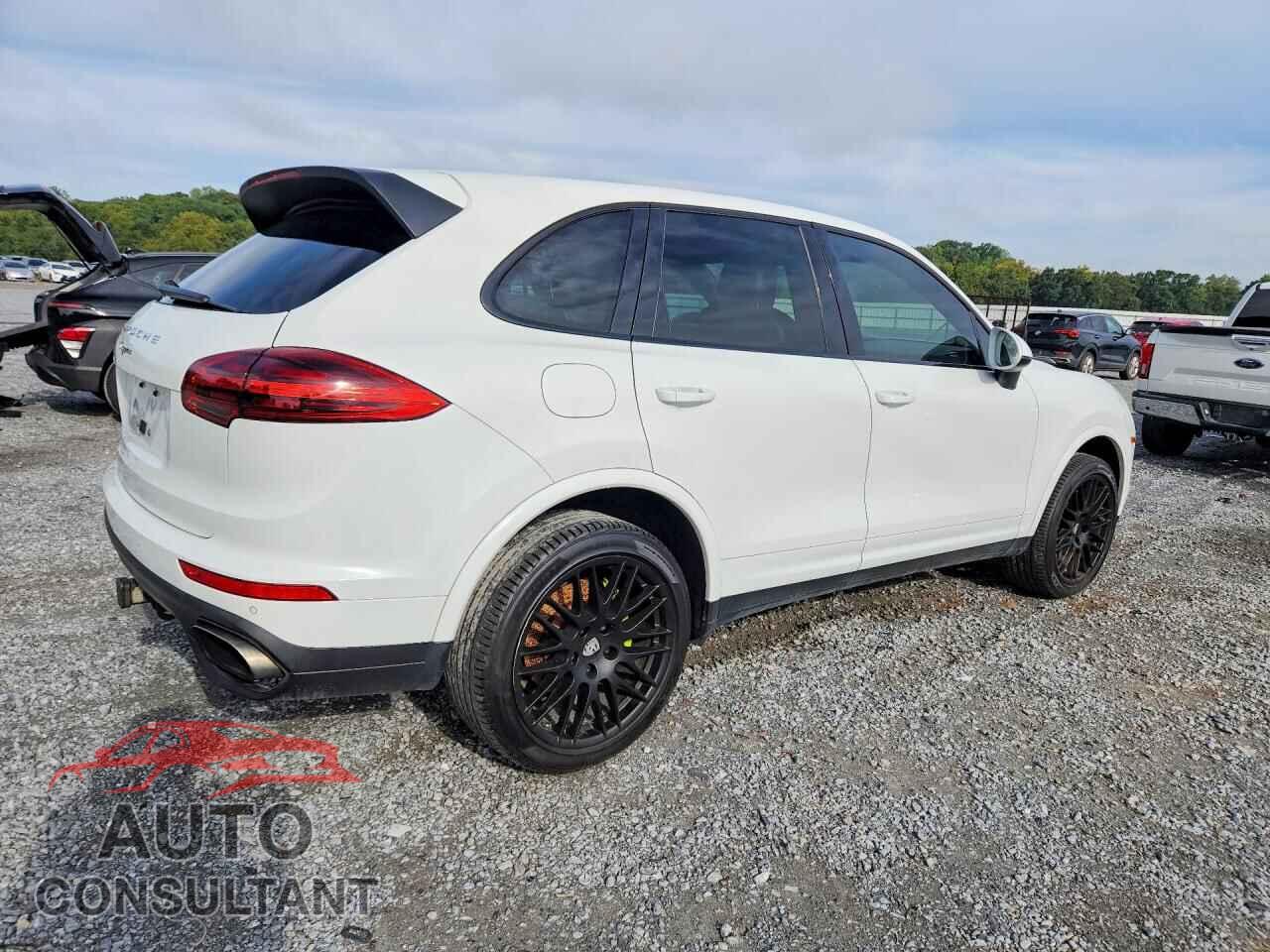PORSCHE CAYENNE 2017 - WP1AA2A2XHKA80368