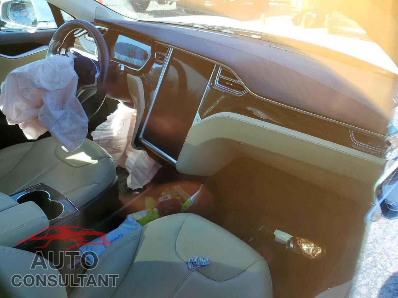 TESLA MODEL S 2014 - 5YJSA1H12EFP47522