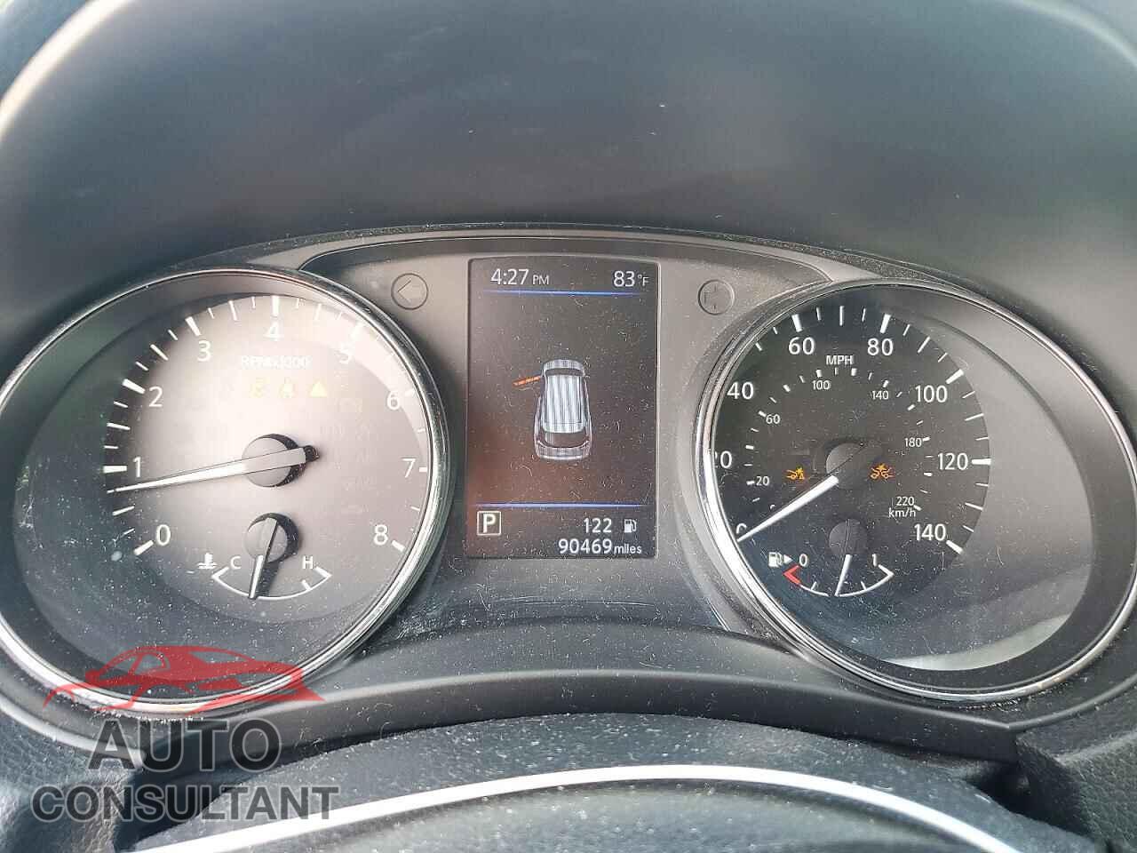NISSAN ROGUE 2019 - 5N1AT2MT5KC819773