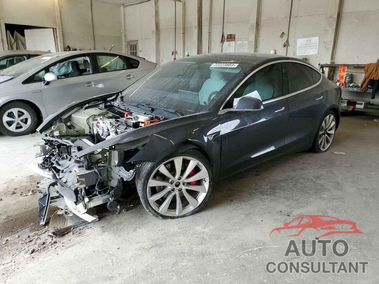 TESLA MODEL 3 2019 - 5YJ3E1EB3KF413727