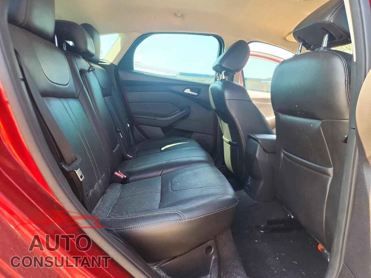 FORD FOCUS 2014 - 1FADP3K29EL161245