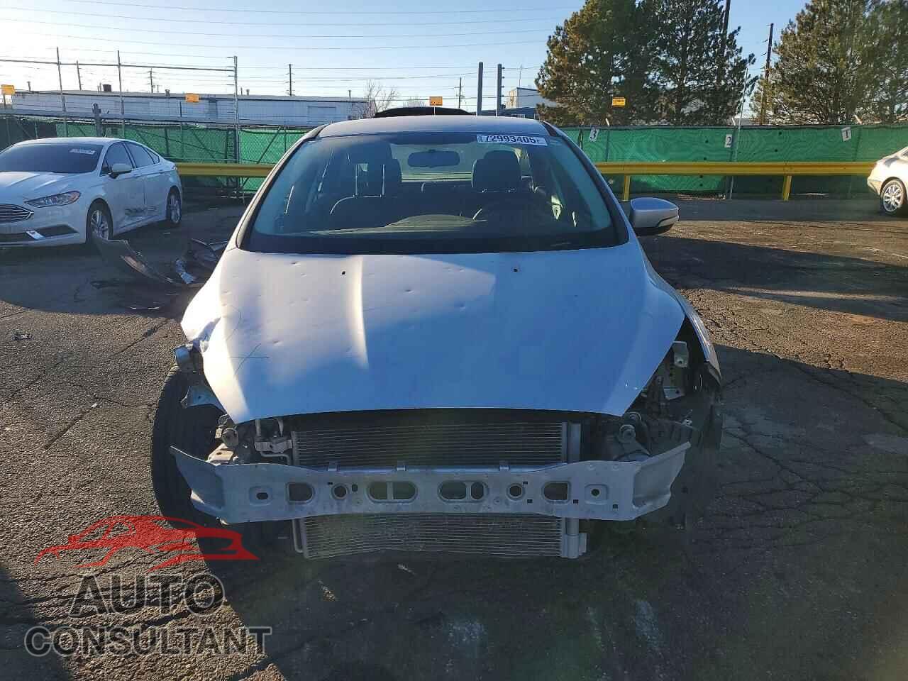FORD FOCUS 2015 - 1FADP3F29FL358685