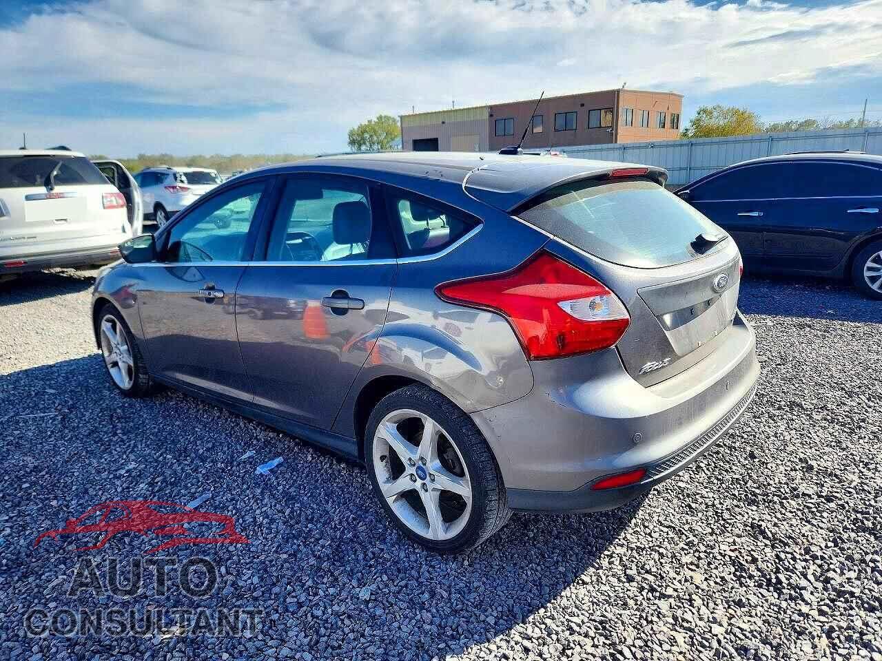 FORD FOCUS 2012 - 1FAHP3N21CL195464