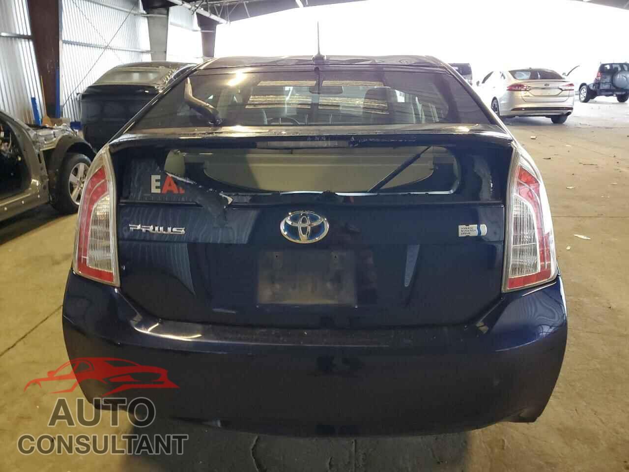 TOYOTA PRIUS 2014 - JTDKN3DU4E1739625