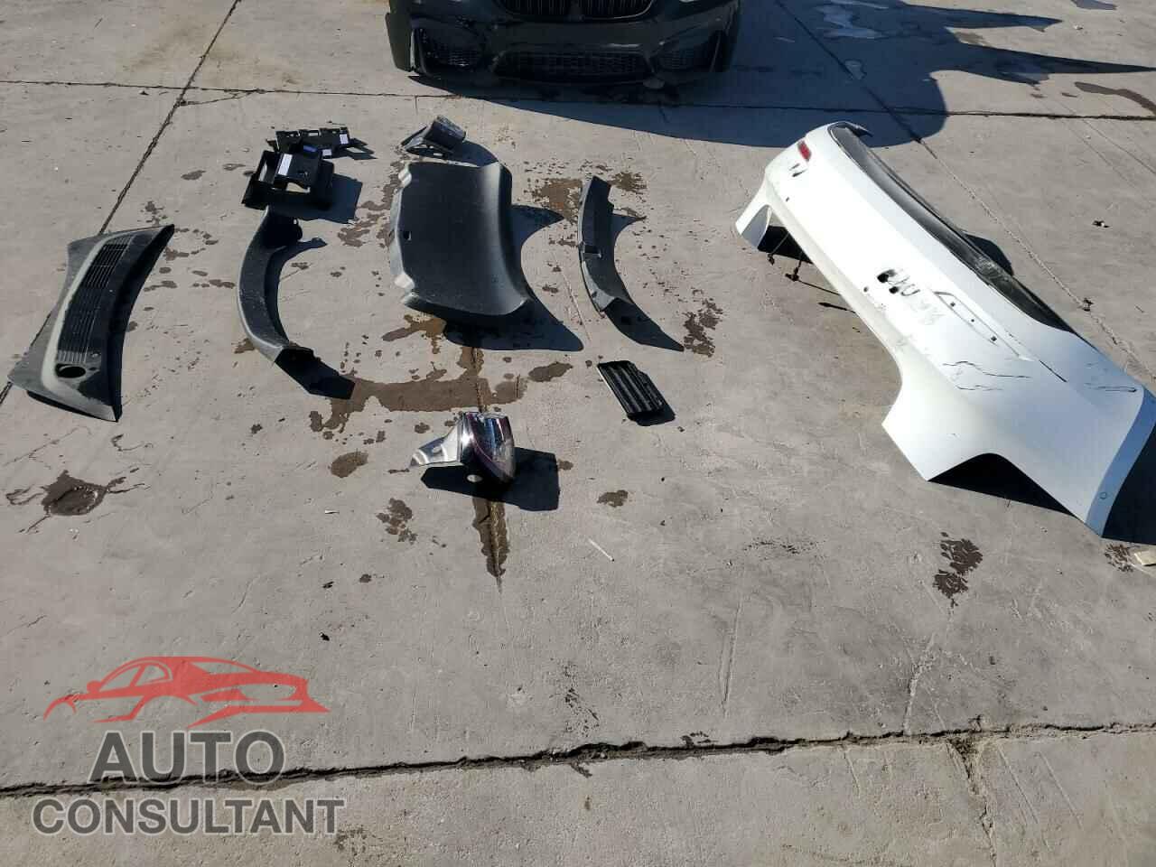 TESLA MODEL 3 2022 - 5YJ3E1EA7NF356279